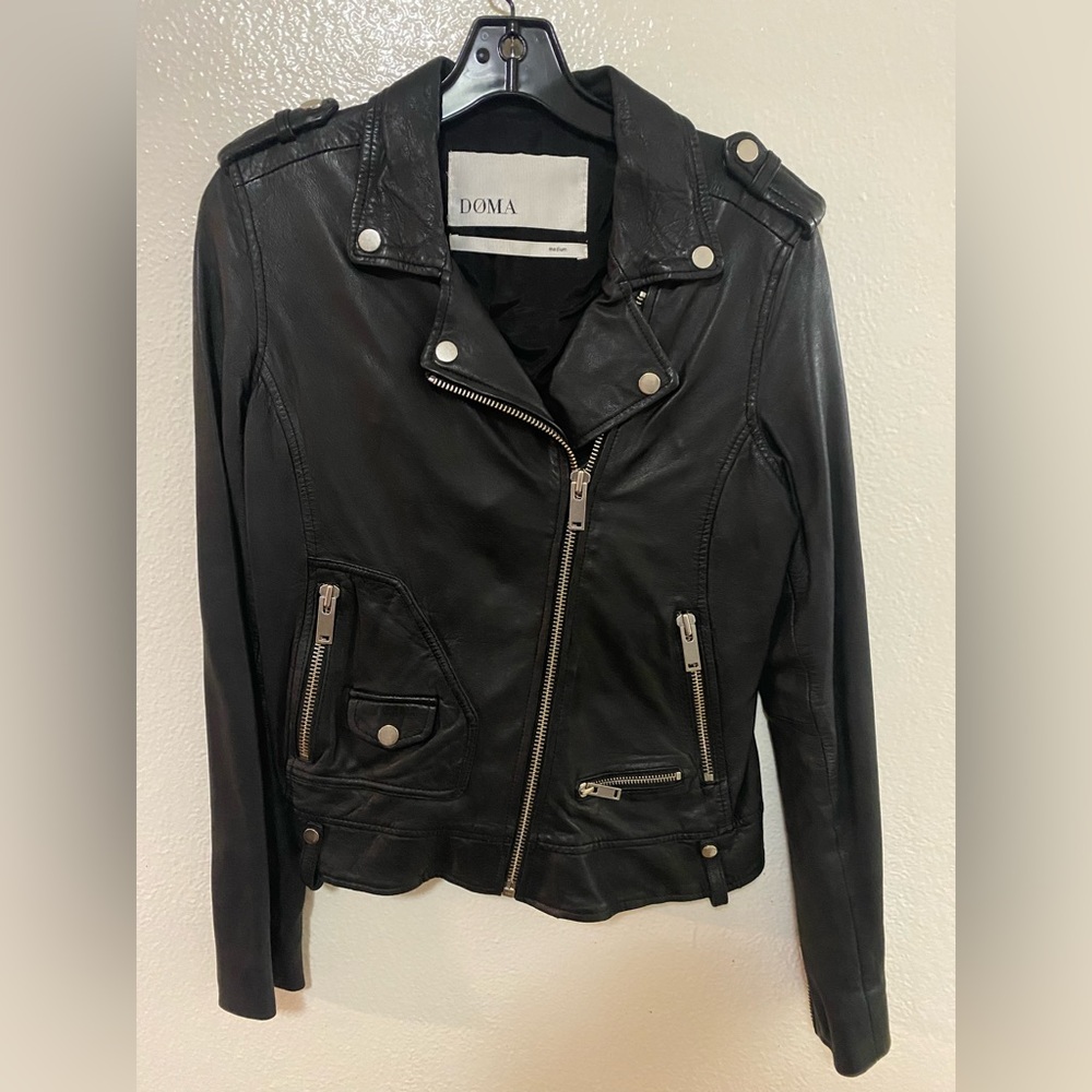 Doma - Women’s Black Leather Jacket